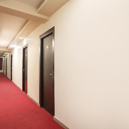 Fabhotel The Diamond ガーズィヤーバード エクステリア 写真